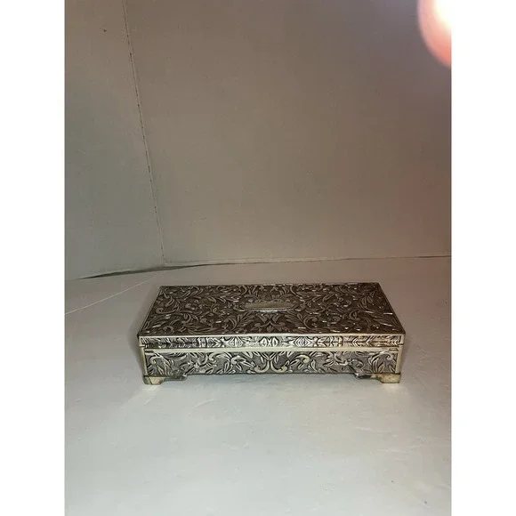 Godinger Silverplate Jewelry Box Floral Pattern W/ Lining Miror Hinged Vintage - Picture 3 of 9